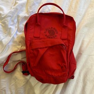 fjällräven kånken small red backpack